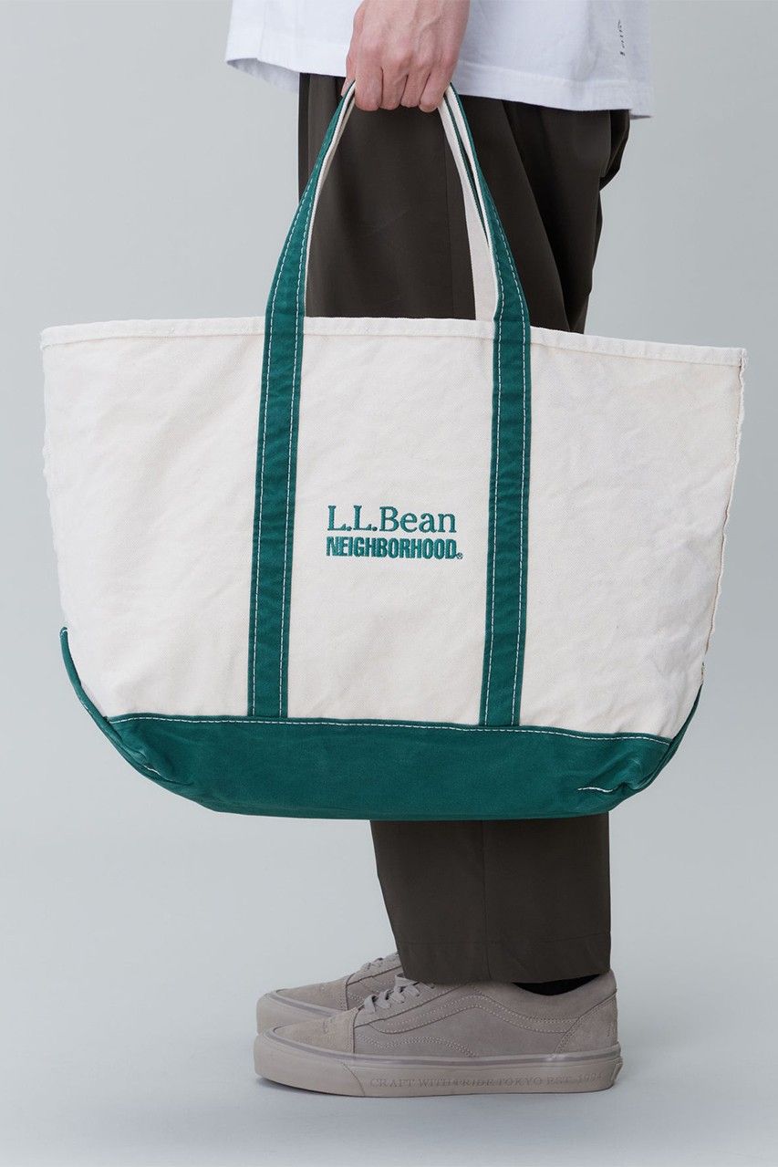Tote bag
